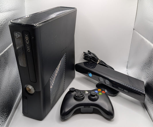 Xbox 360 S Konsole Schwarz ohne Festplatte - Controller + Kinect