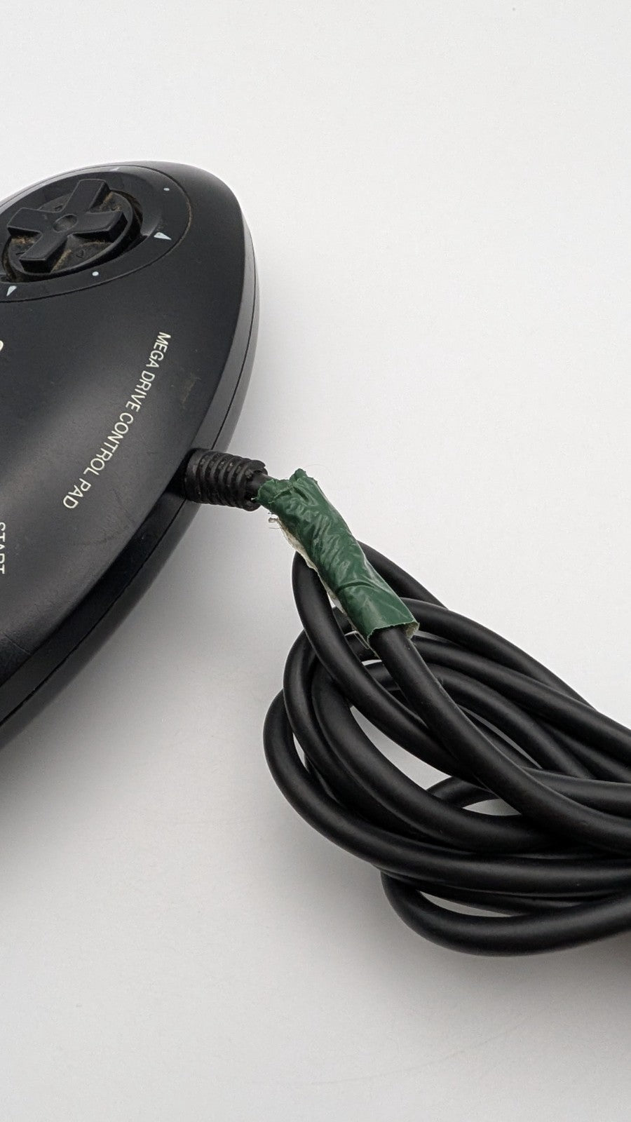 Teildefekt - Sega Mega Drive 16-Bit Konsole 1x Original Controller