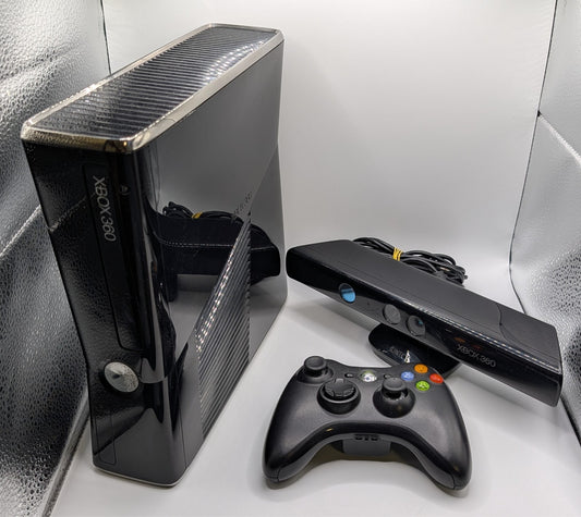 Xbox 360 S 250 GB Konsole Schwarz - Wireless Controller + Kinect
